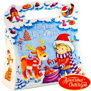 Детский новогодний подарок в картонной упаковке весом 1000 грамм по цене 740 руб